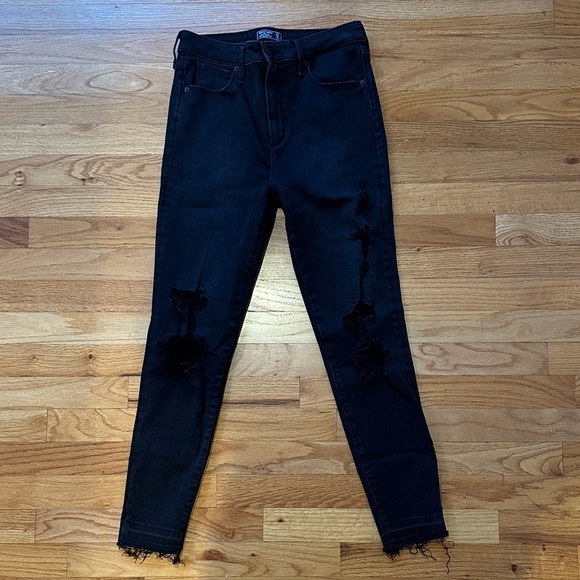 Abercrombie & Fitch Denim - Abercrombie & Fitch Black Distressed Skinny Jeans